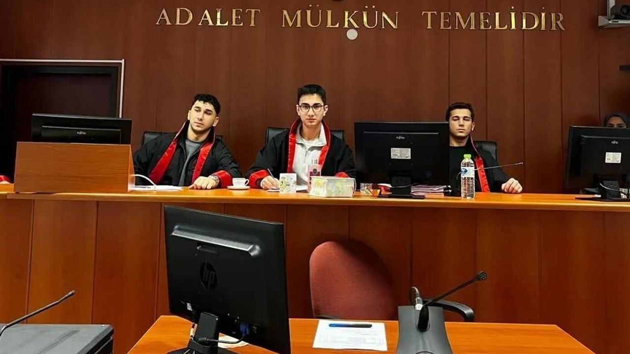 Sinop’ta Öğrenciler Adalet Sistemini İnceledi