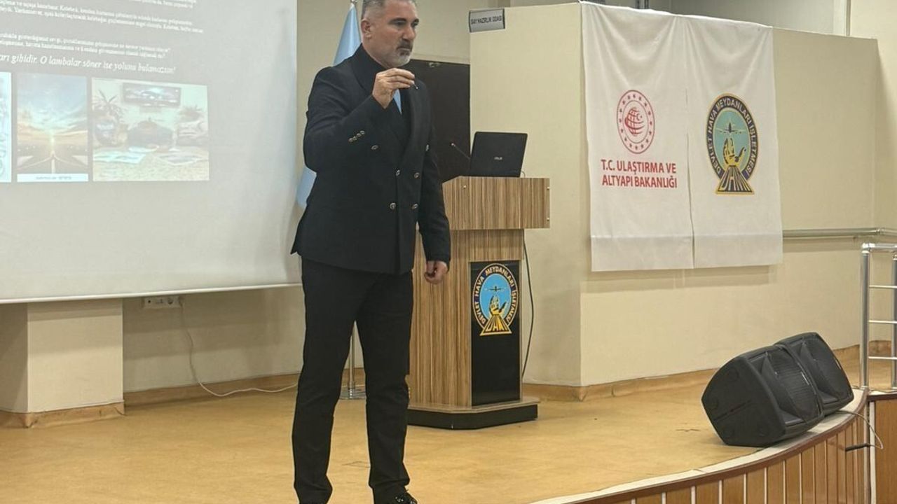 Şırnak Şerafettin Elçi Havalimanı'nda 'Aile Yılı' Konferansı Düzenlendi