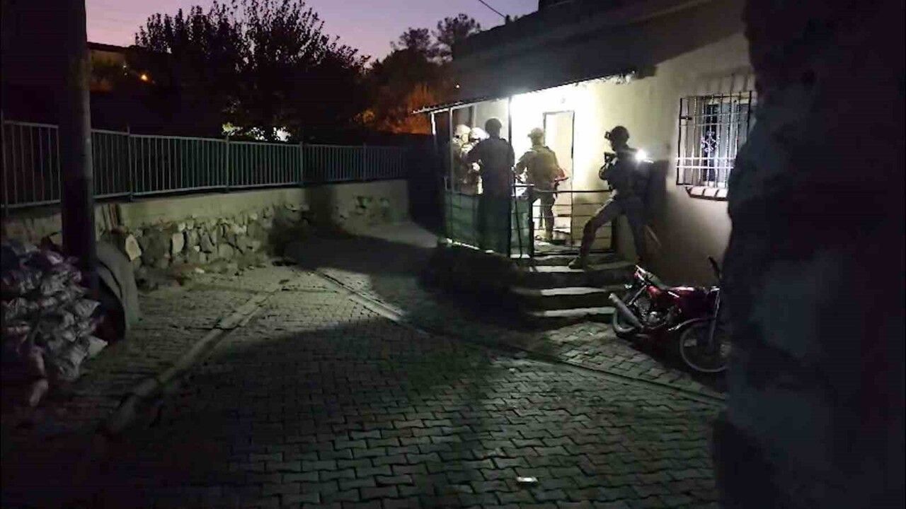Şırnak'ta Uyuşturucu Operasyonu: 20 Gözaltı, 6 Tutuklama