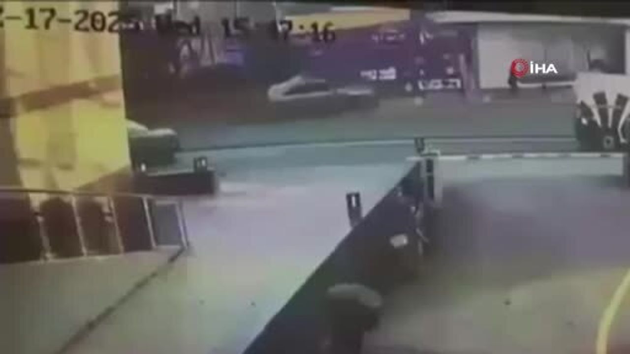 Şişli'de Ters Yöne Giren Araç Yayalara Çarptı: 2 Ölü, 5 Yaralı