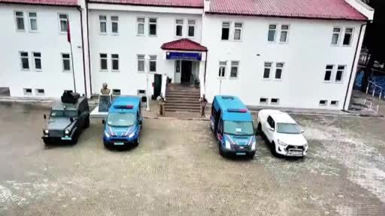 Sivas'ta 10 Kaçak Göçmen Yakalandı