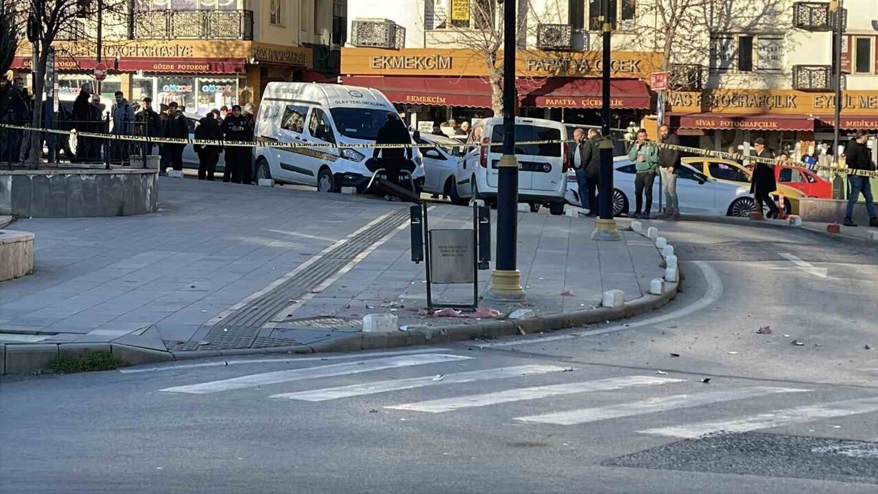 Sivas'ta Ayakkabı Kutusu Alarmı: Boş Çıktı