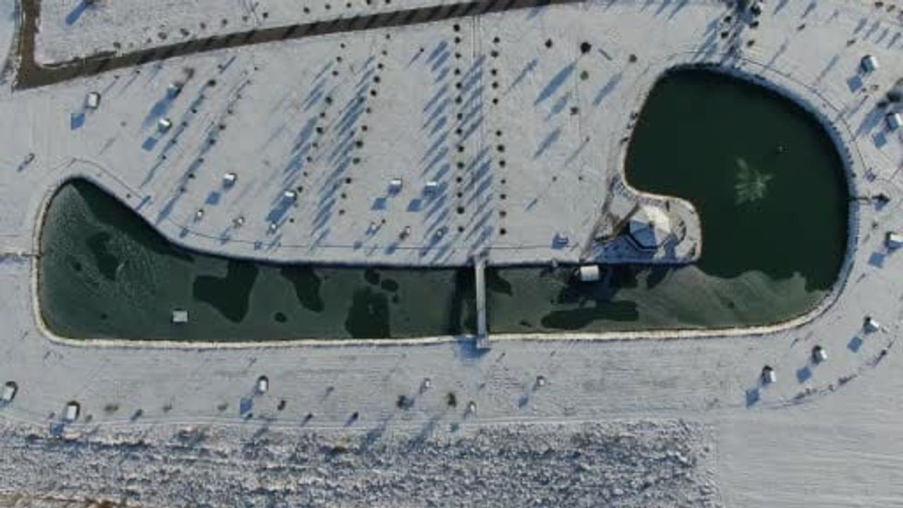 Sivas'ta Dondurucu Soğuklar ve Ördeklerin Gölet Mücadelesi