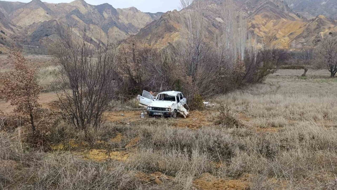 Sivas’ta Feci Trafik Kazası: 1 Ölü, 2 Ağır Yaralı