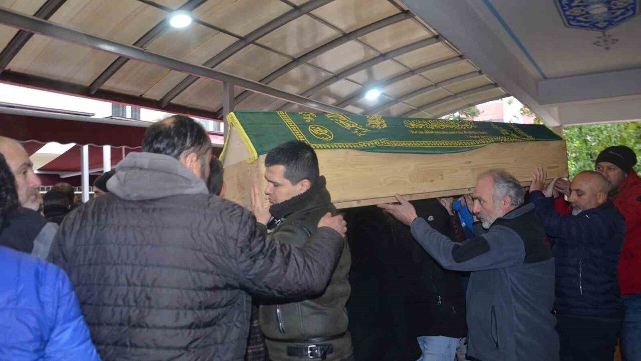 Sivas'ta Göçükte Hayatını Kaybeden Şantiye Müdürü Bafra'da Defnedildi