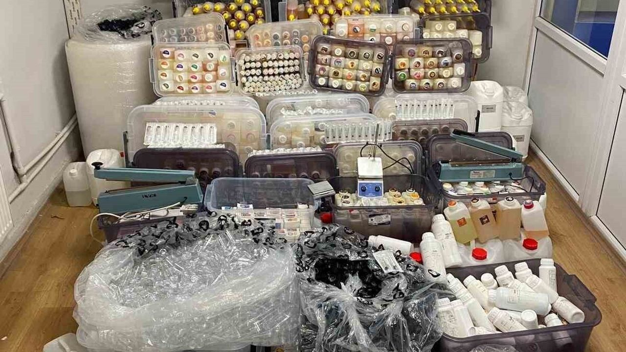 Sivas'ta Kaçak Elektronik Sigara Operasyonu