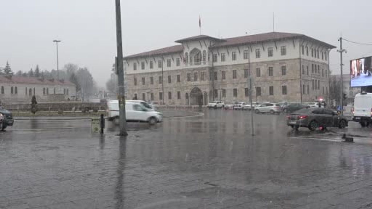 Sivas’ta Kartpostallık Kar Manzaraları