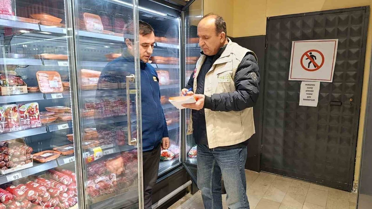 Sivas'ta Yılbaşı Öncesi Gıda Denetimleri Artıyor