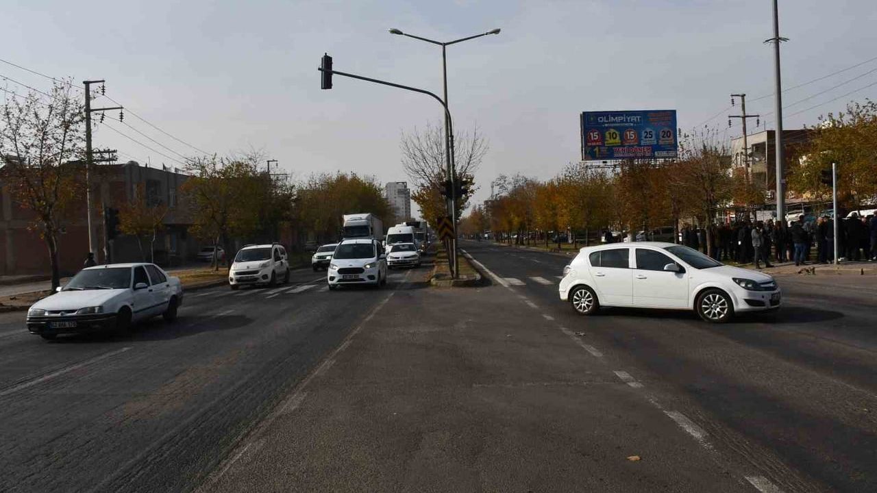 Siverek'te Trafik Kazalarına İlişkin Protesto Eylemi