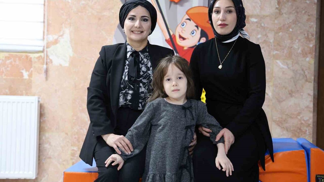 SMA'lı Minik Asya'nın Bale Başarısı