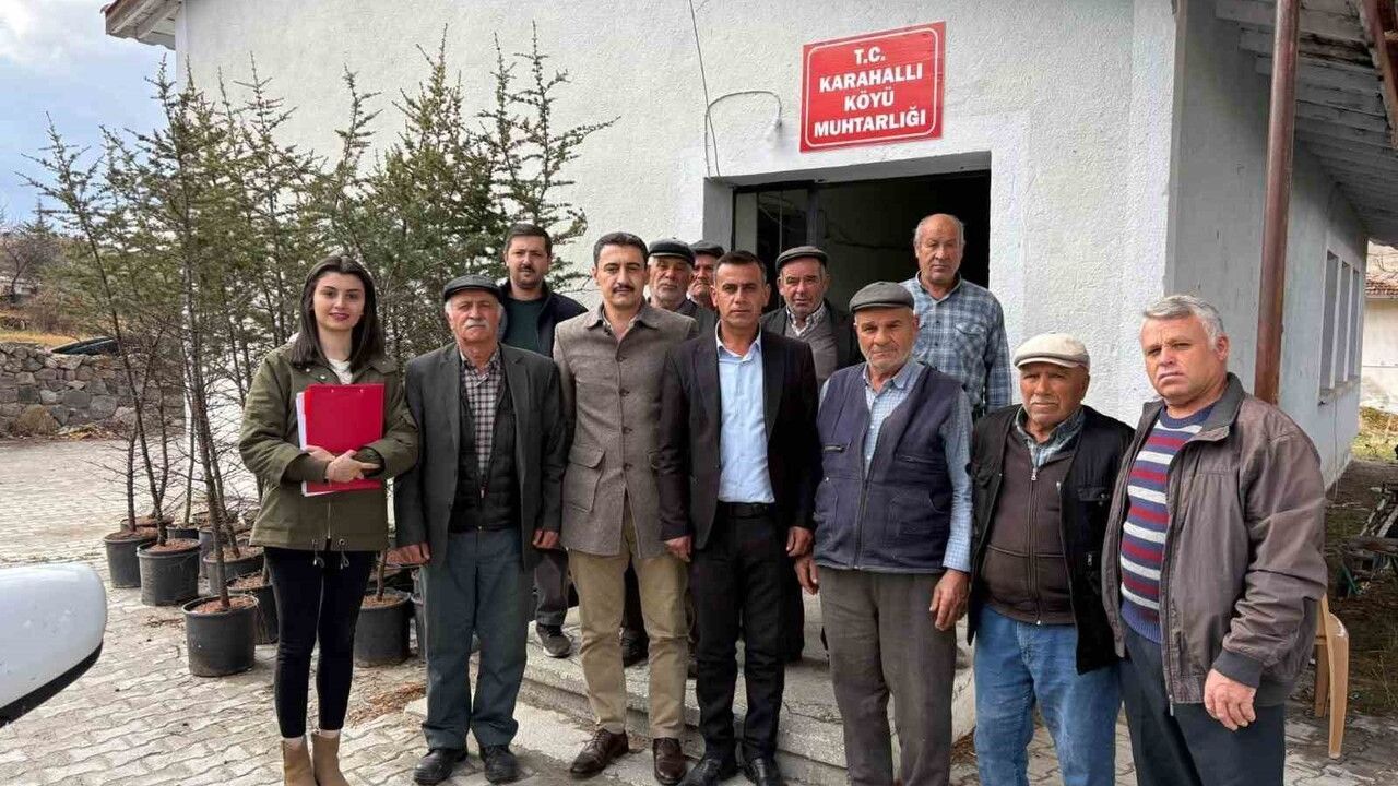 Şuhut'ta Çiftçi Eğitim Toplantısı Düzenlendi