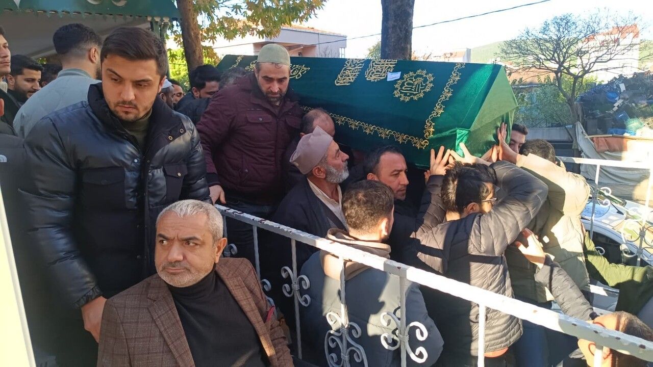 Sultanbeyli'de Trajik Motosiklet Kazası: Üç Çocuk Babası Hayatını Kaybetti