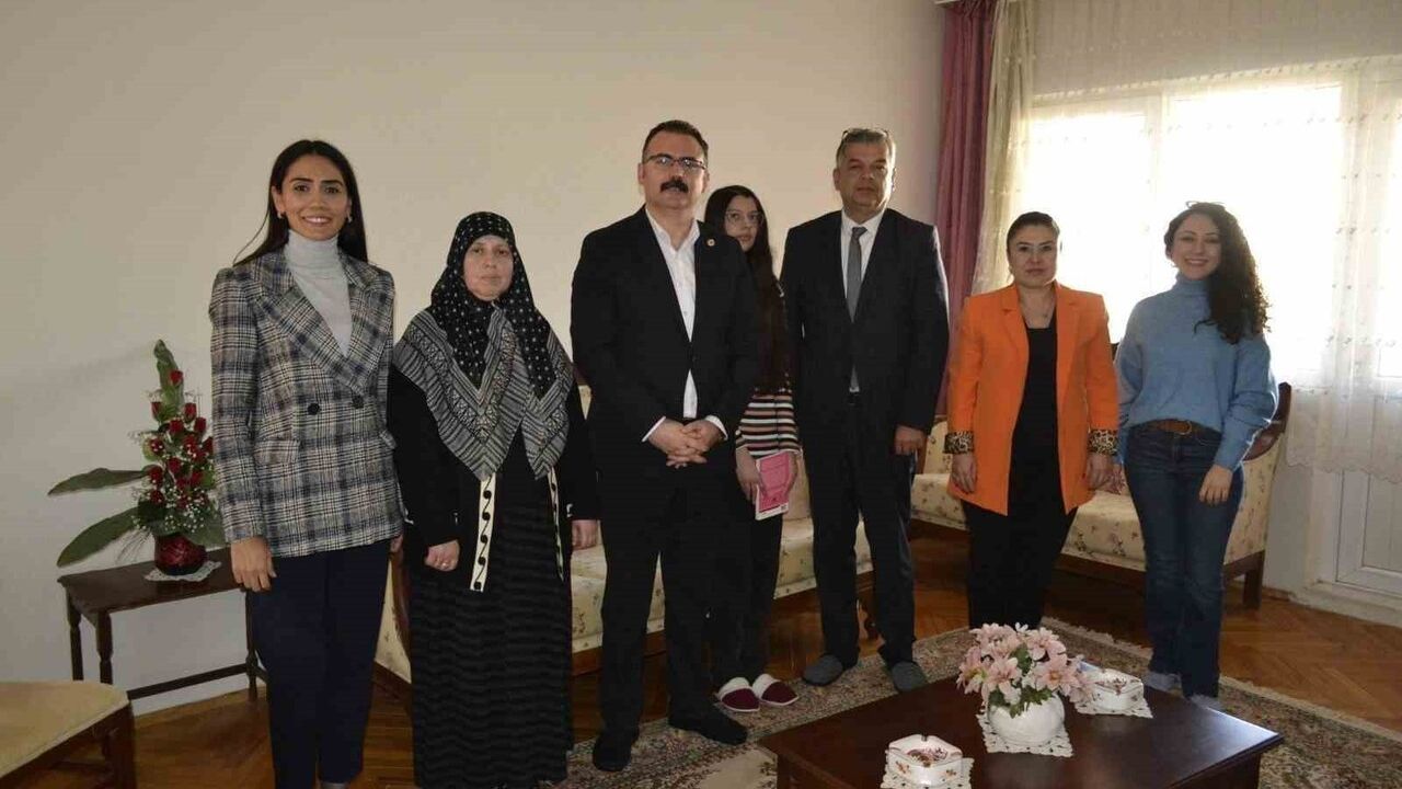 Sultanhisar'da 'Misafirim Kaymakamım' Projesi Devam Ediyor