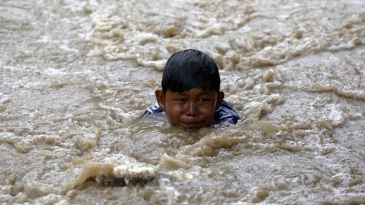 Sumatra Adası'nda Sel Felaketi: Can Kaybı 753'e Yükseldi