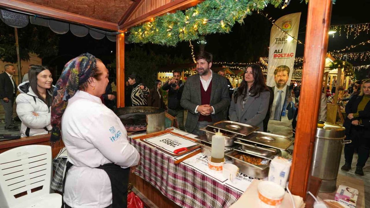 Tarsus'ta Yılbaşı Pazarı Coşkusu Başladı