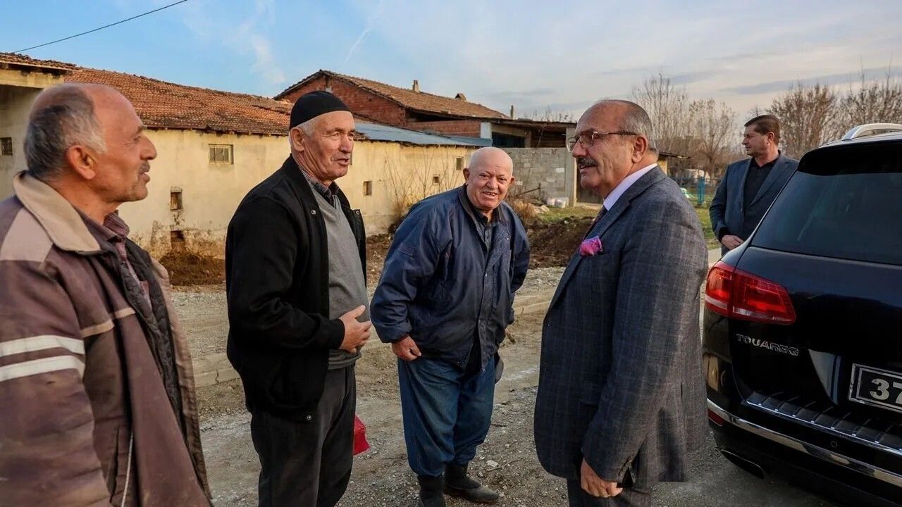 Taşköprü Belediyesi Yol Yapım Çalışmalarına Devam Ediyor