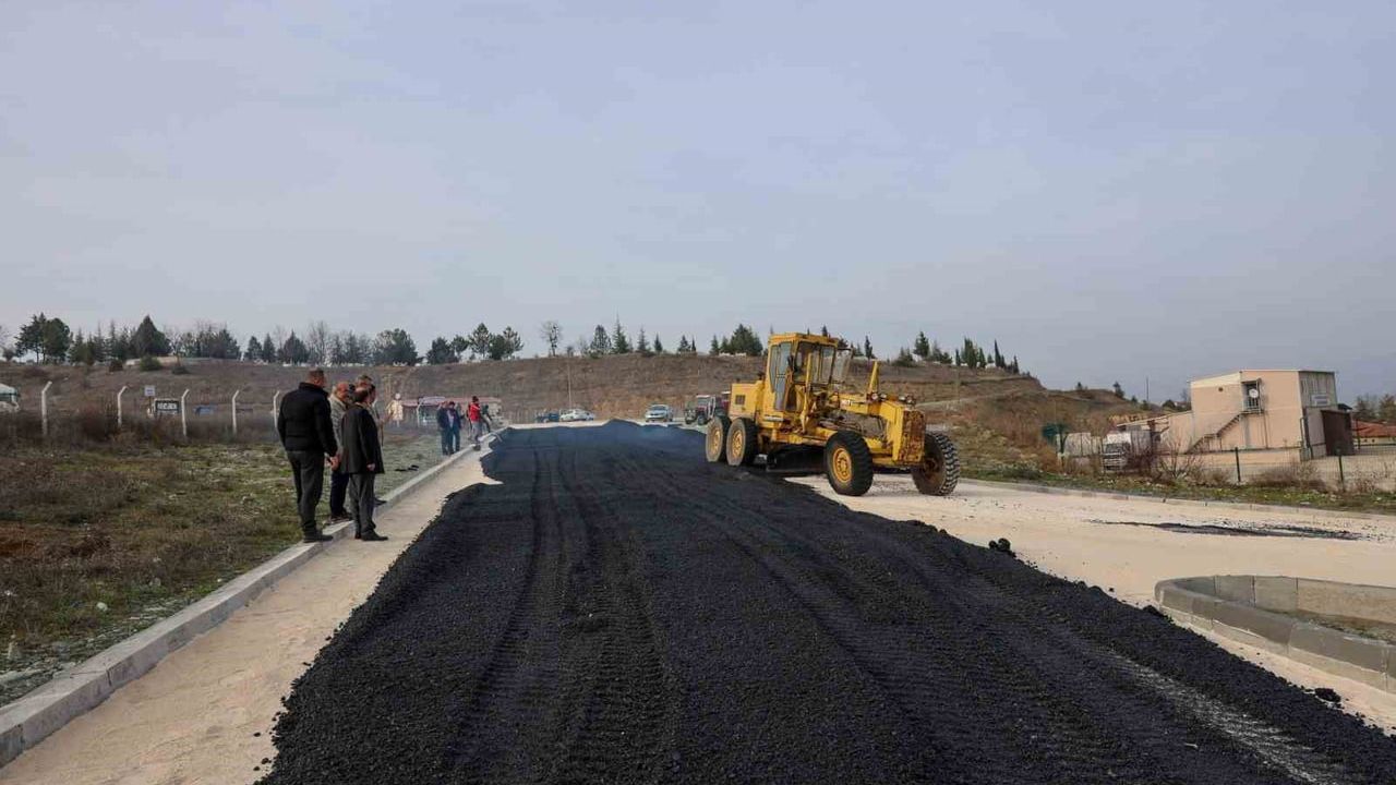 Taşköprü'de Asfaltlama Çalışmaları Hız Kesmeden Devam Ediyor