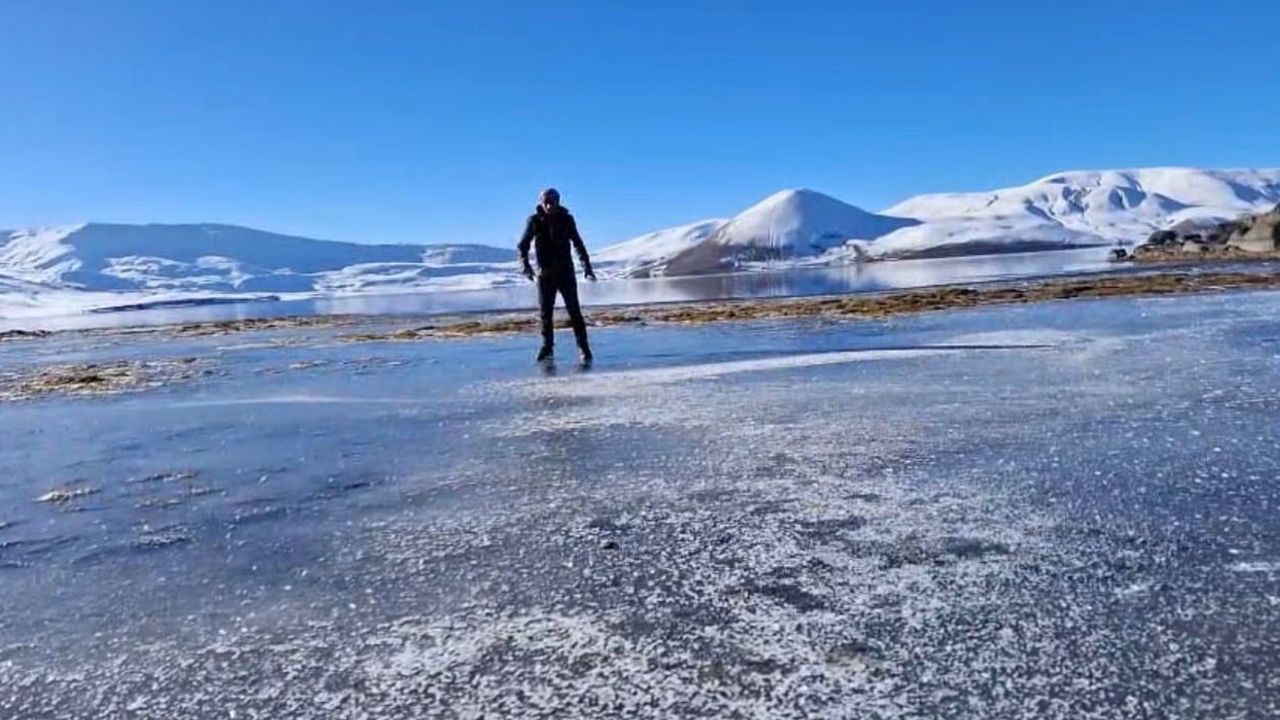 Taşlıçay Balık Gölü Kısmen Buzla Kaplandı