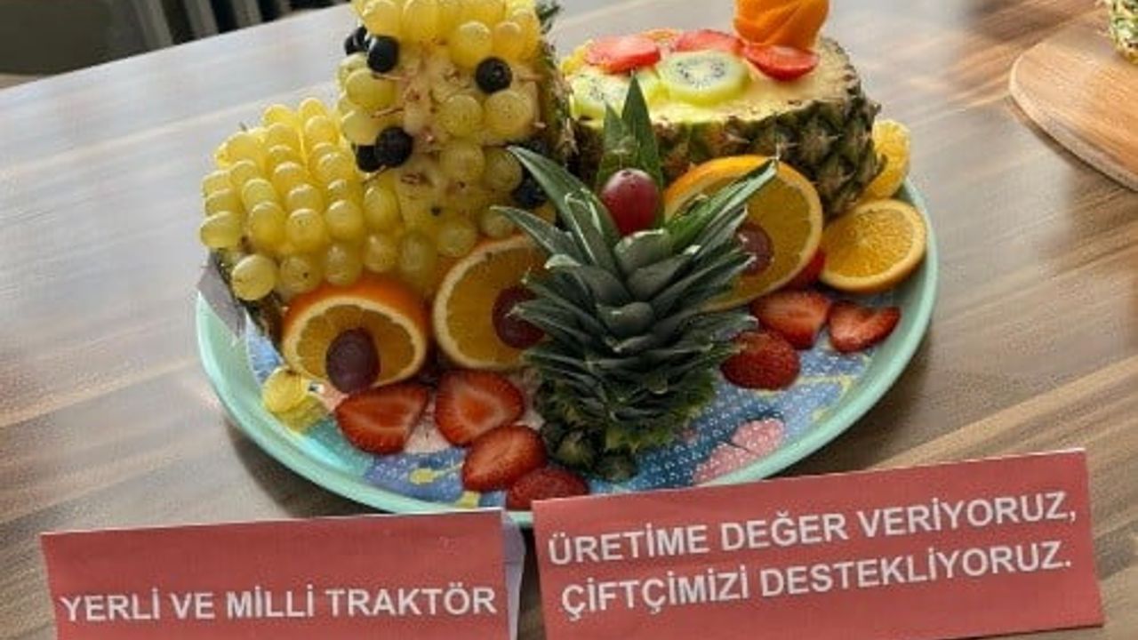 Tavşanlı'da Renkli Sanat Yarışması: Meyve Tabağı Şöleni