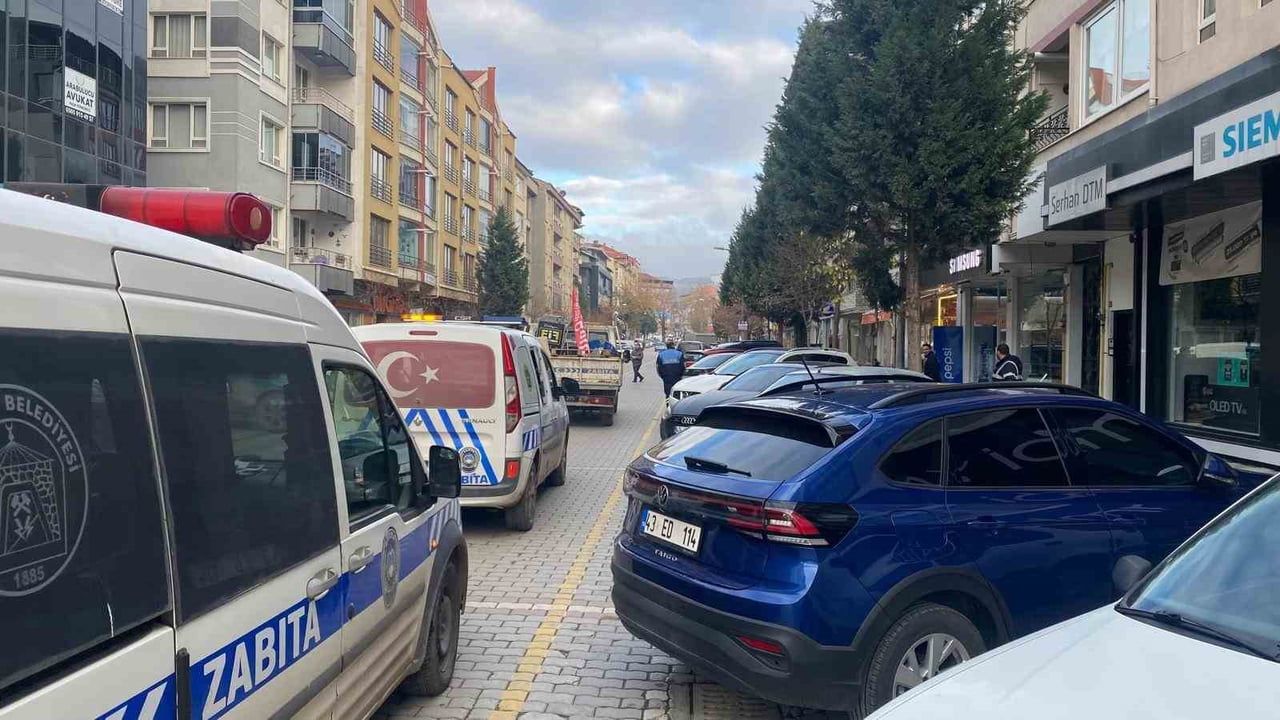 Tavşanlı'da Yaya Yolu İhlalleri Son Buluyor