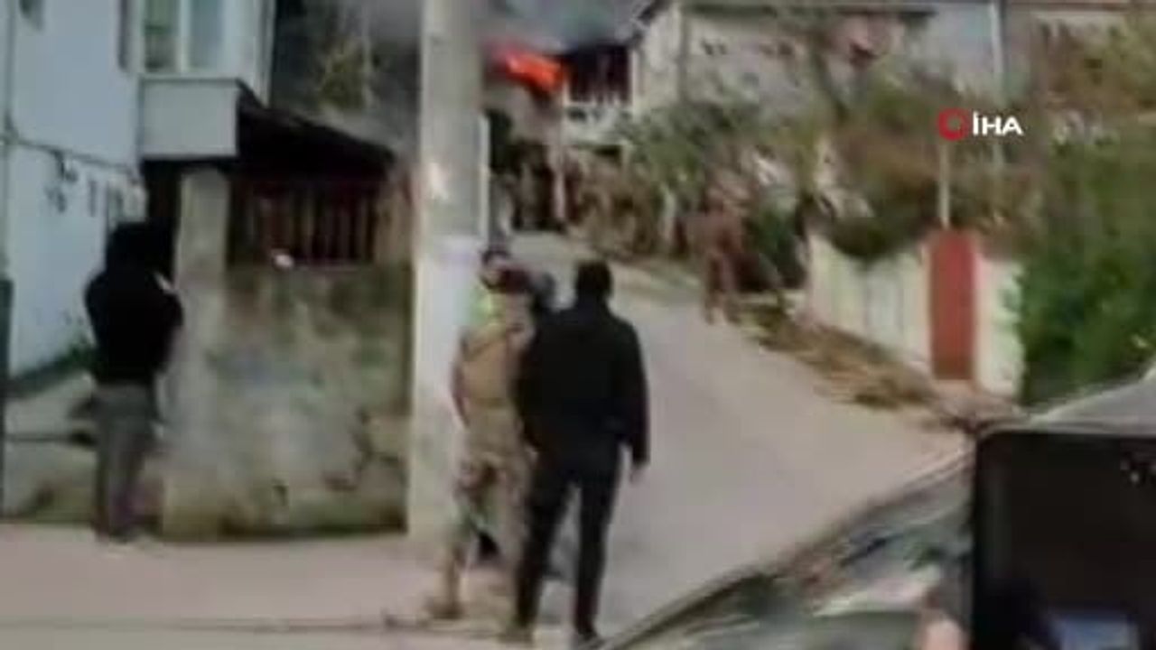 Teröristlerin Ev Ateşi: Olay Anı Görüntülendi
