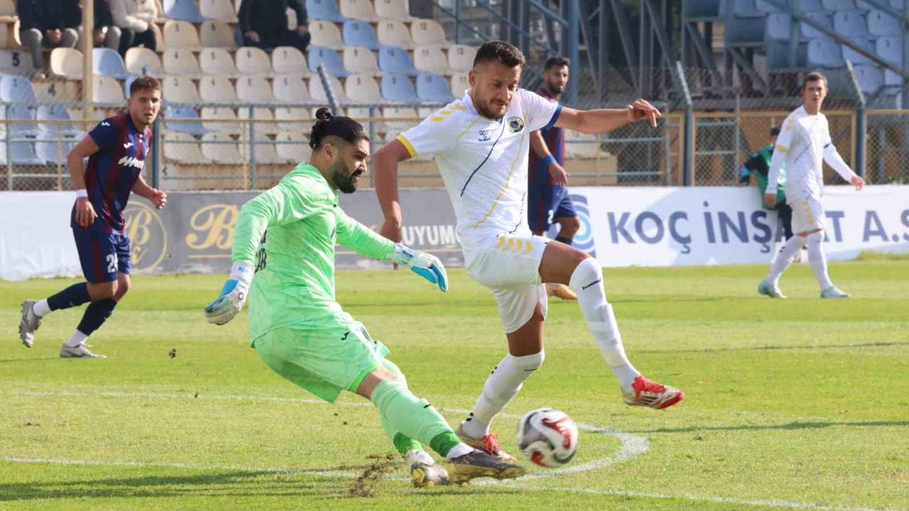 TFF 2. Lig Kırmızı Grup: Menemen FK ve 1461 Trabzon FK Berabere Kaldı