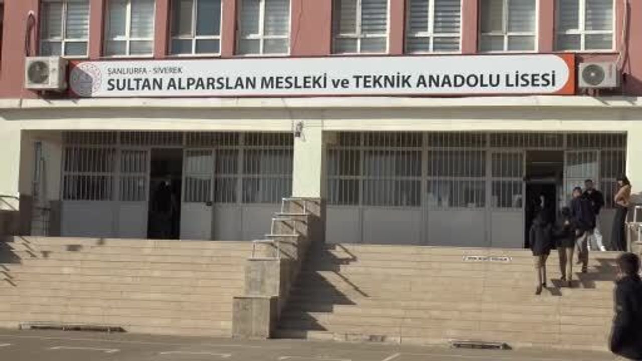 Tohumdan Sofraya Tarım Eğitimi: Şanlıurfa'da Öğrenciler Pratik Eğitim Alıyor