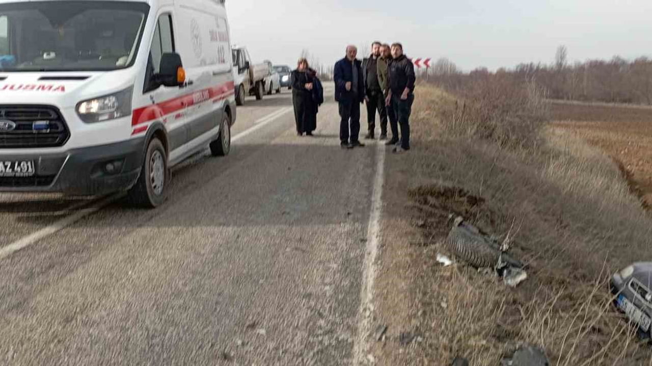 Tokat'ta Kafa Kafaya Çarpışma: 3 Yaralı