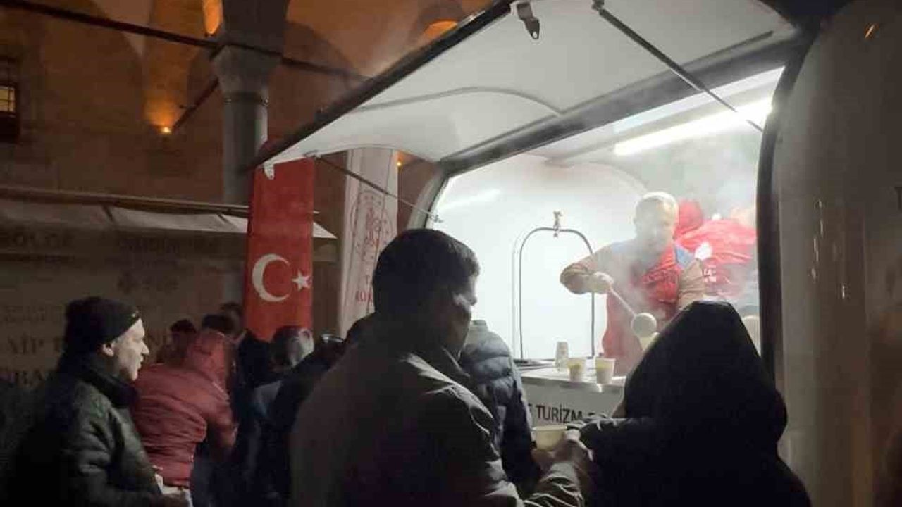 Tokat'ta Regaip Kandili Geleneği Yeniden Canlandırıldı