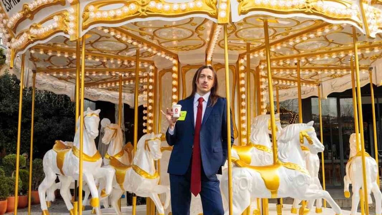 Tommy Cash Türkiye'de Espressolab'de Performans Sergiledi