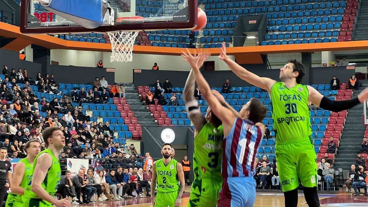 Trabzonspor, Tofaş'ı 92-87 Yenerek Galibiyet Serisine Devam Etti