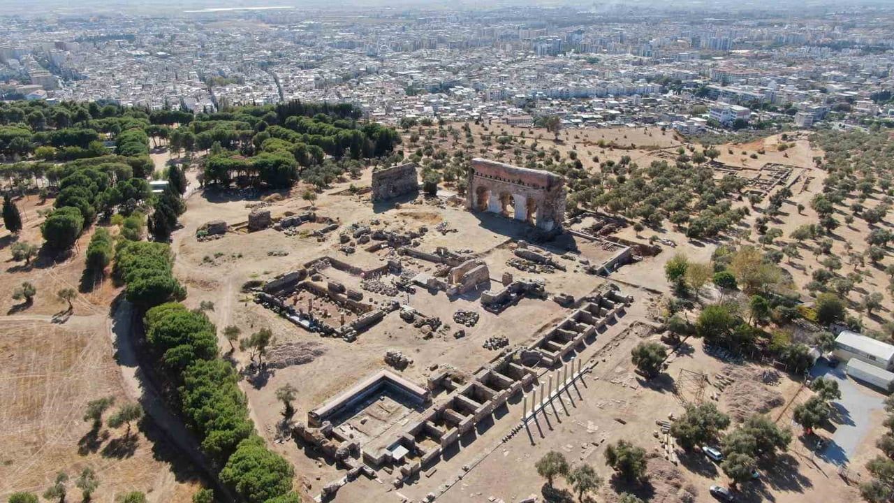 Tralleis Antik Kenti'nde Kazı Sezonu Sonlanıyor