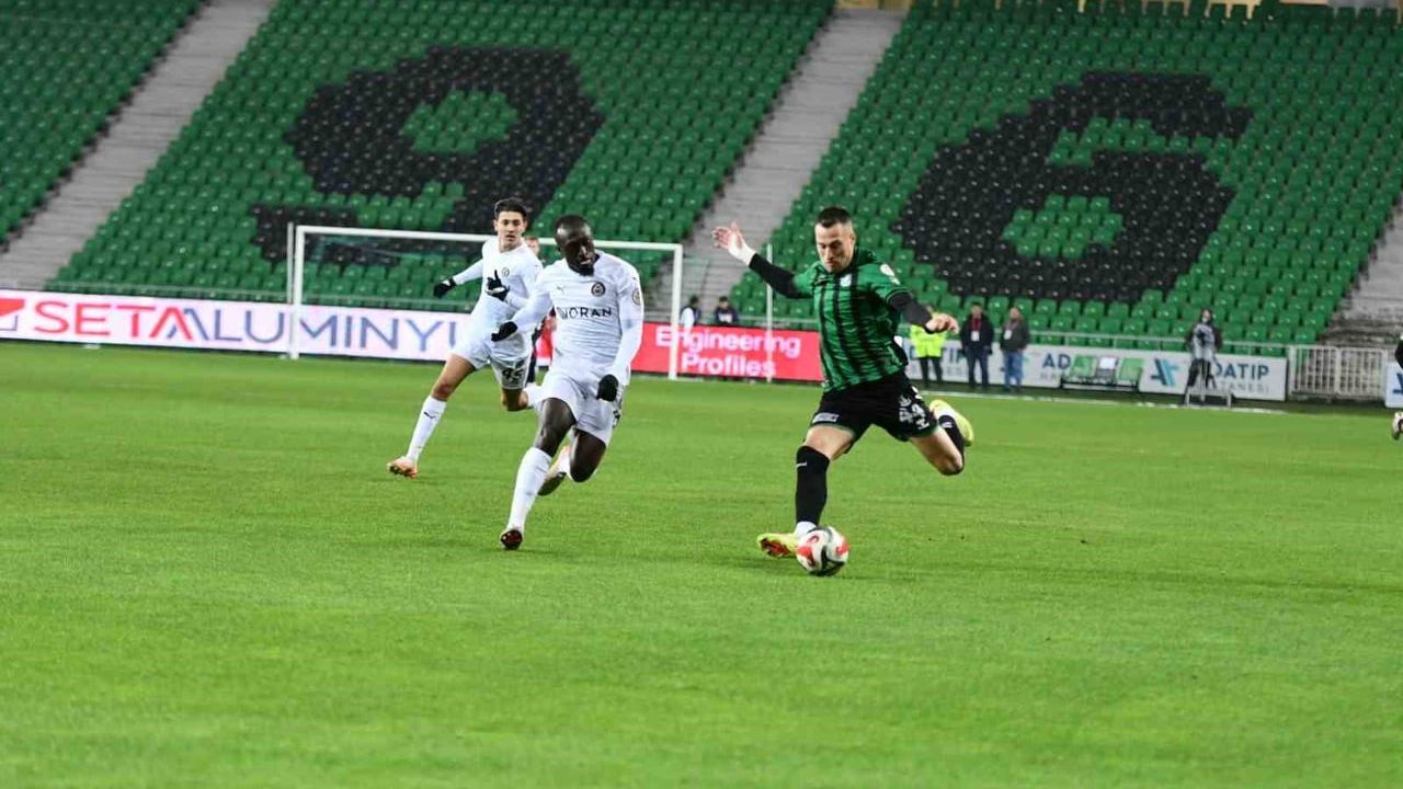 Trendyol 1. Lig: Sakaryaspor, Manisa FK'ya 0-2 Yenildi