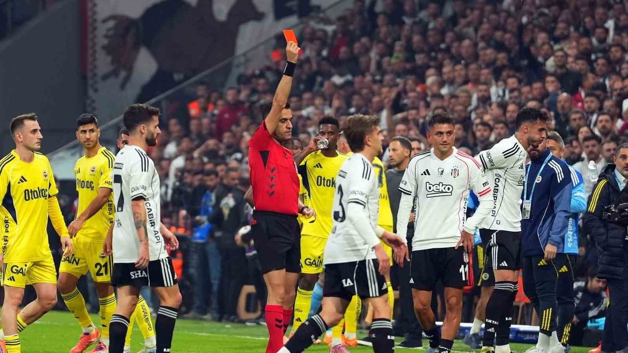 Trendyol Süper Lig'de İlk Yarının Kart İstatistikleri Açıklandı