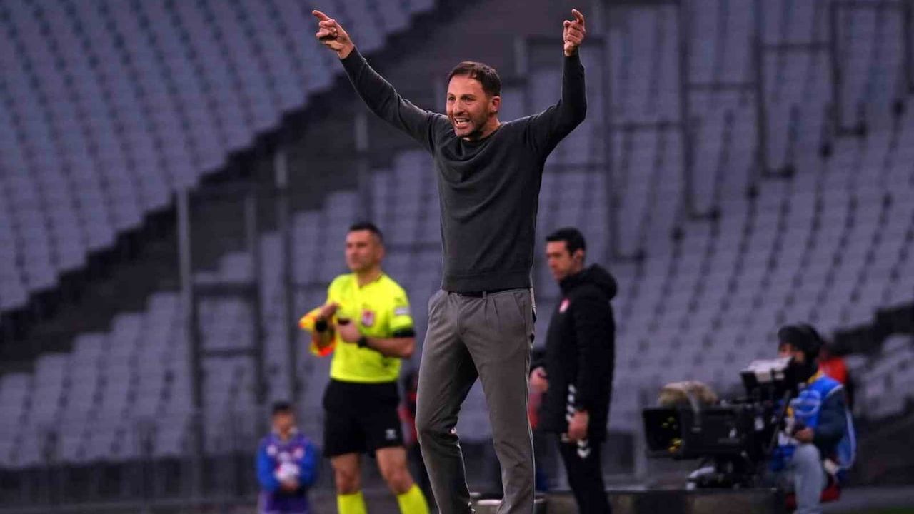 Trendyol Süper Lig: Eyüpspor vs Fenerbahçe İlk Yarı Sonuçları