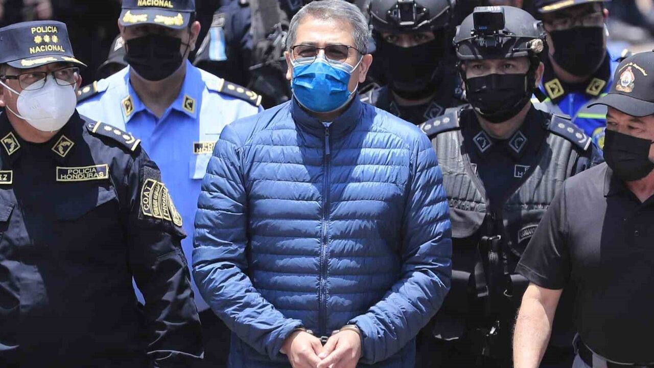 Trump, Eski Honduras Devlet Başkanı Hernandez'i Affetti