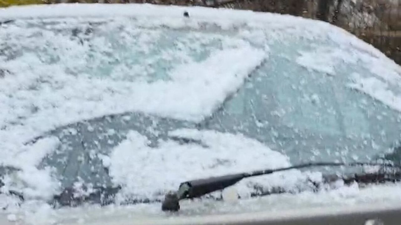 Tufanbeyli'de Kar Yağışı Sevindirdi