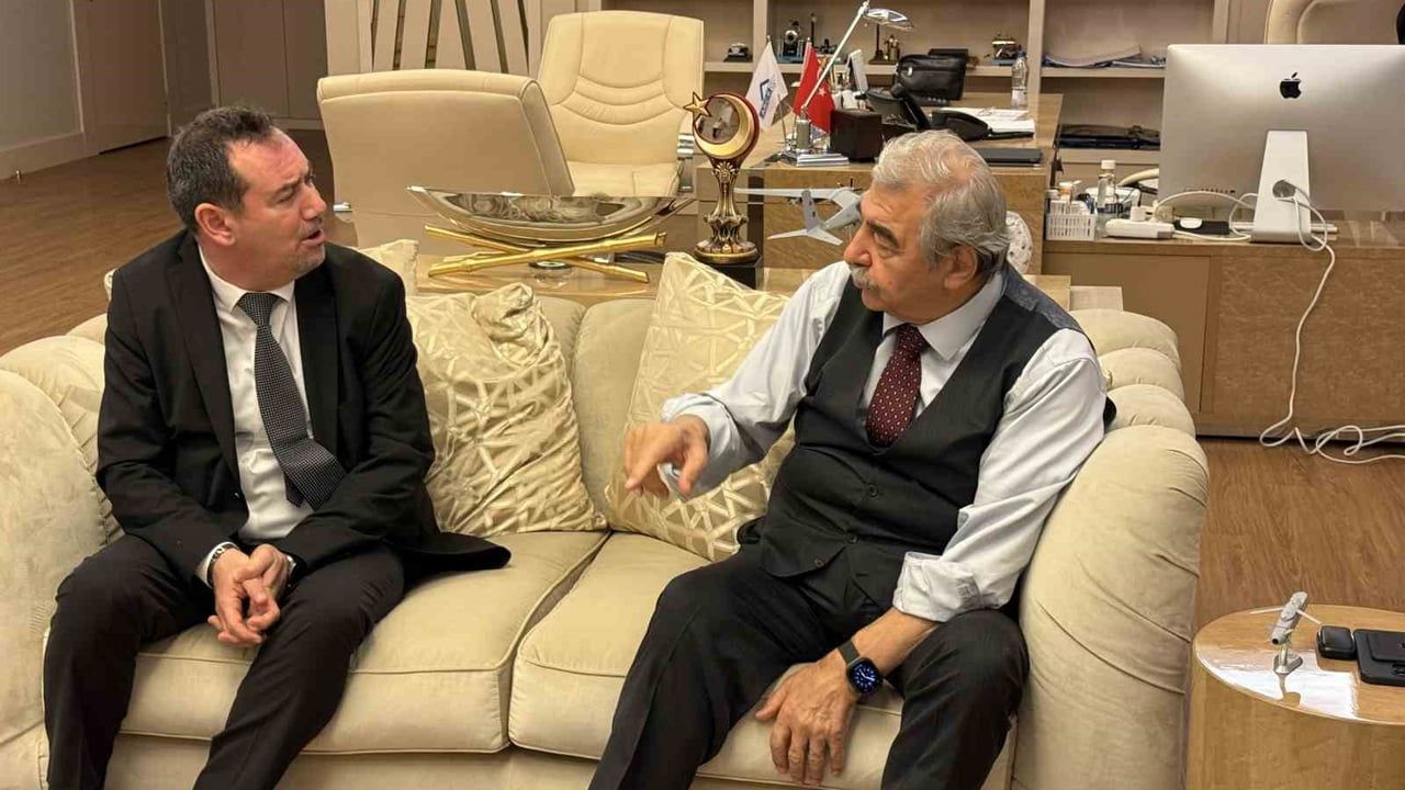 Turgay Karakaş, Türkiye'nin İlk Serebral Palsili Uzay Mühendisi Abdulkadir Konukoğlu'nu Ziyaret Etti