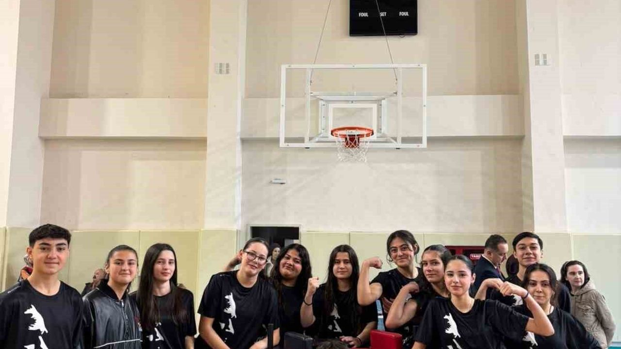 Türkeli Anadolu Lisesi Bilek Güreşinde Öne Çıktı