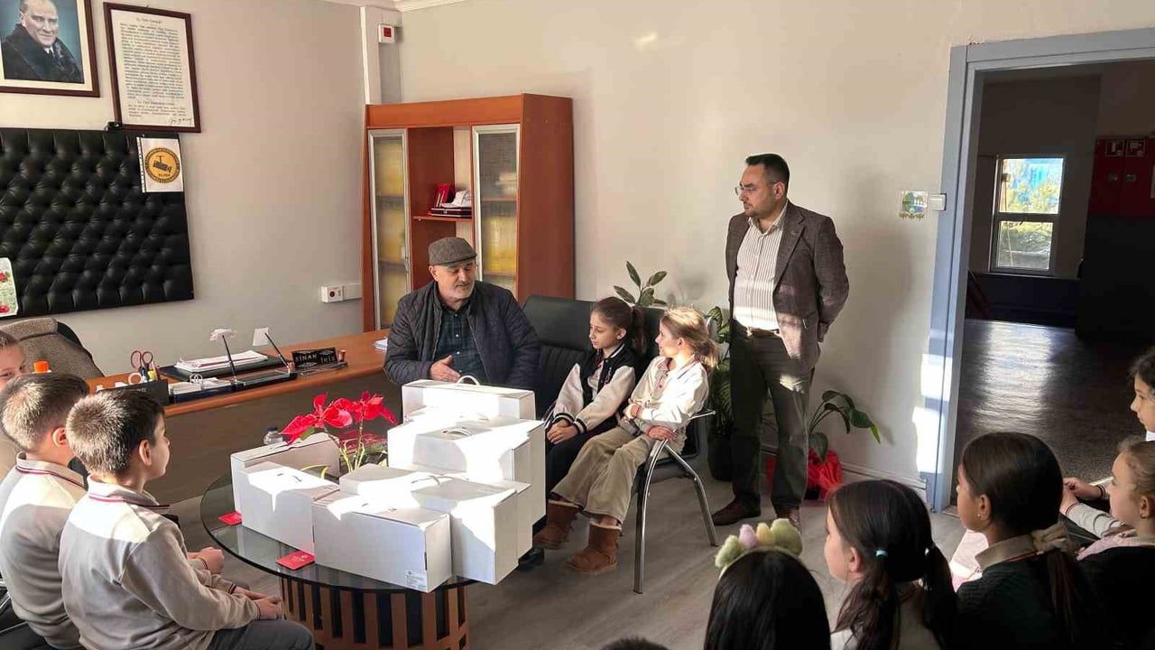 TUSAŞ'tan Öğrencilere Anlamlı Ziyaret