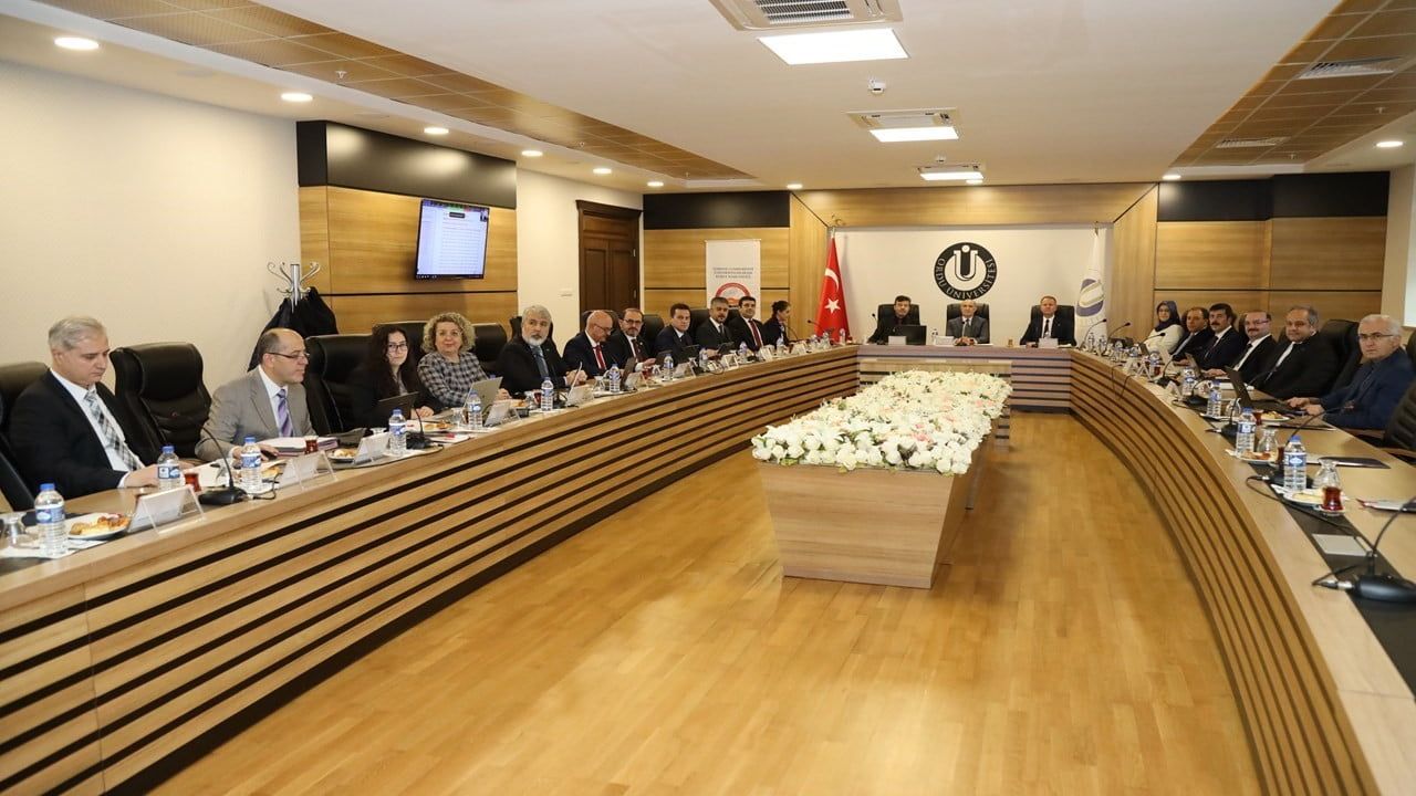 ÜAK Yönetim Kurulu Toplantısı Ordu Üniversitesi'nde Yapıldı