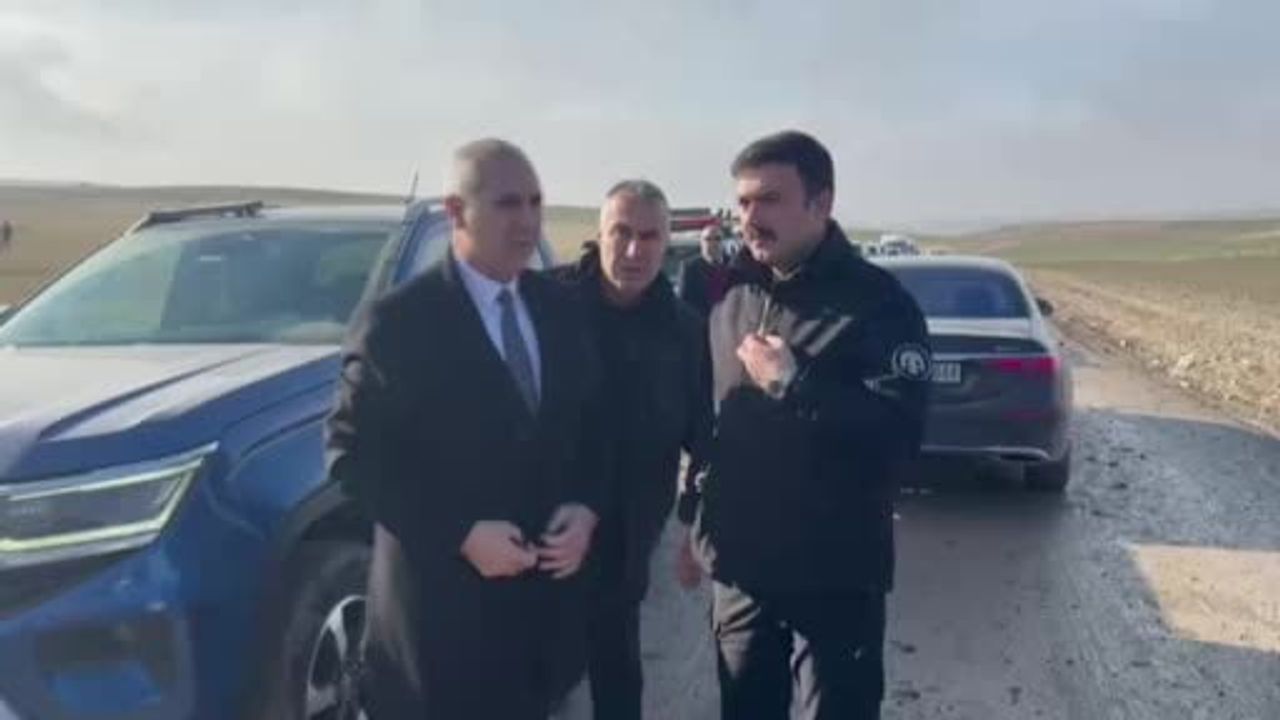 Uçak Kazası Sonrası Yüksek Rütbeli Askeri Ziyaret