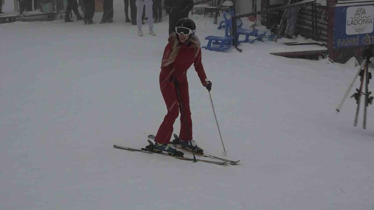 Uludağ'da Kar Keyfi: Yılbaşı Öncesi Kalabalık