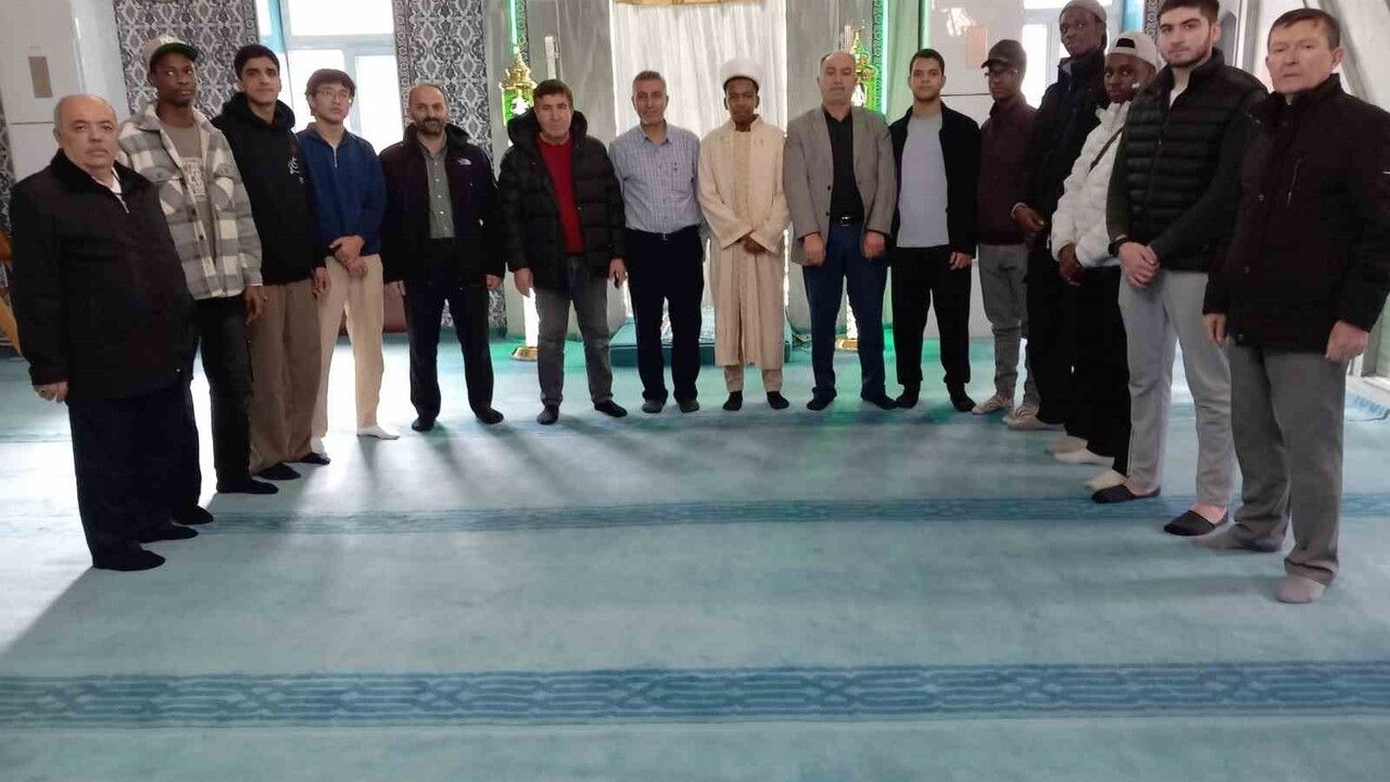 Uluslararası İmam Hatip Lisesi Öğrencileri Eskişehir'de Buluştu