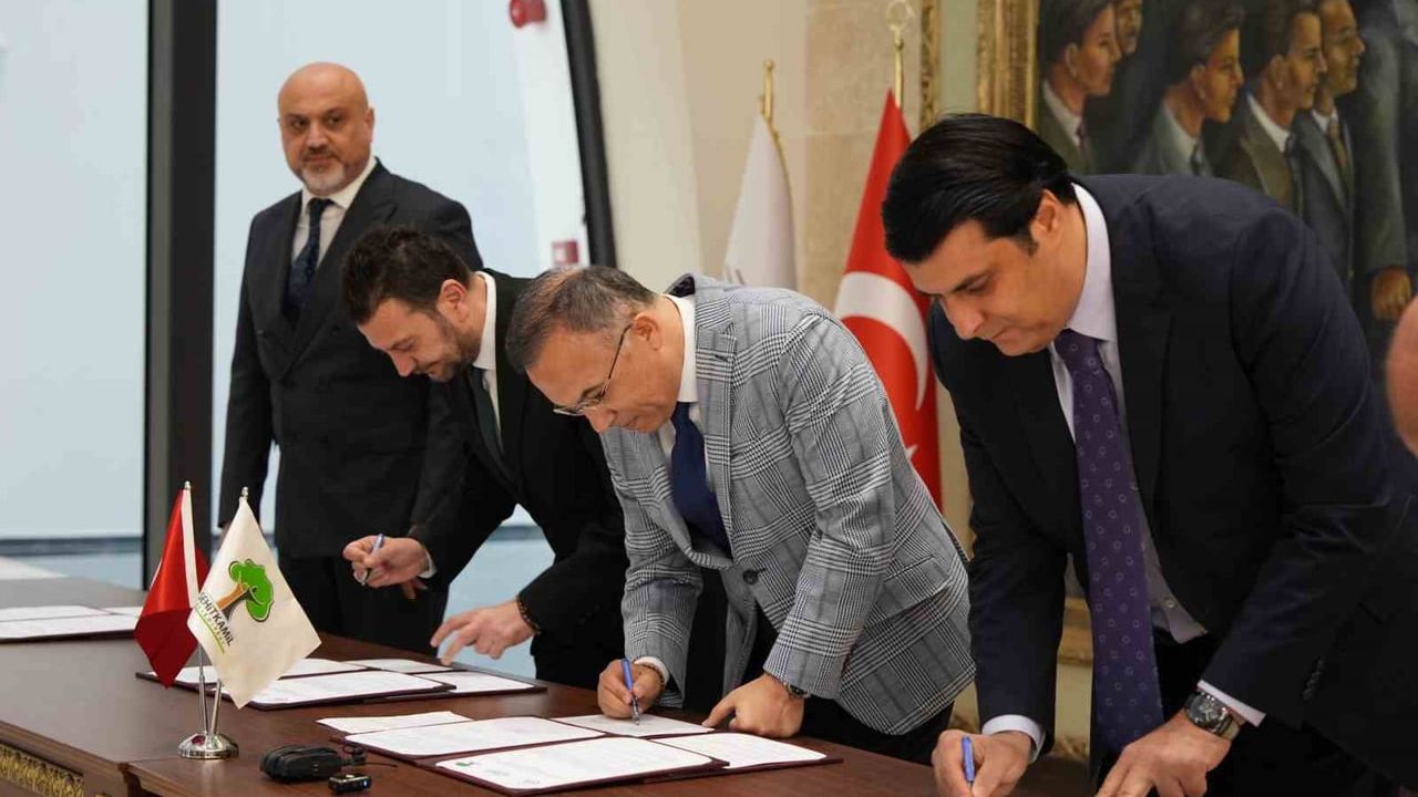 Umut Yılmaz'dan Öğrencilere Üç Önemli Destek Projesi