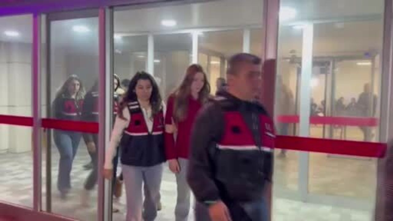 Ünlüler Uyuşturucu Soruşturması Kapsamında Gözaltına Alındı