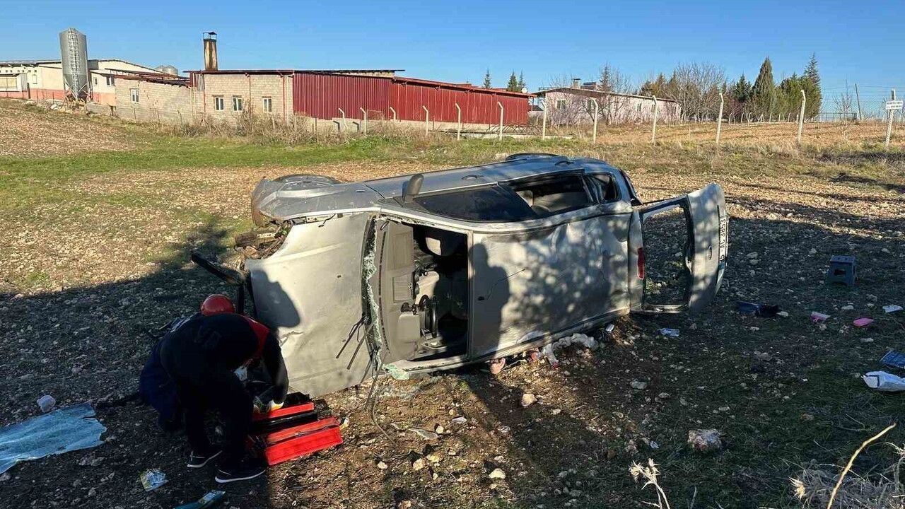 Uşak'ta Trafik Kazası: 1 Bebek Dahil 5 Yaralı