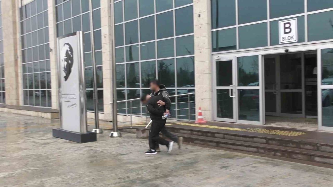 Uşak'ta Uyuşturucu Operasyonu: 3 Tutuklama