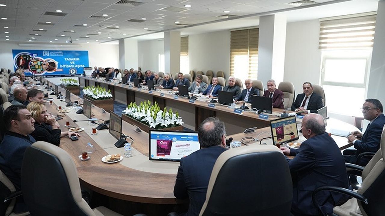 Uşak Üniversitesi'nde Yeni Dönem Başladı