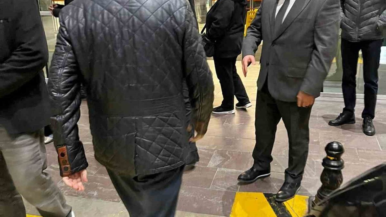 Vali Özkan, Başkan Durbay’ı Hastanede Ziyaret Etti